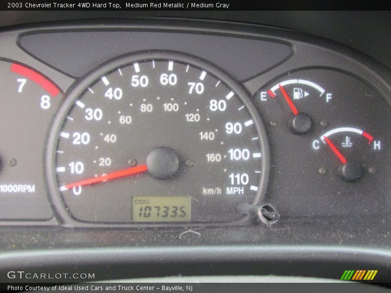 Medium Red Metallic / Medium Gray 2003 Chevrolet Tracker 4WD Hard Top