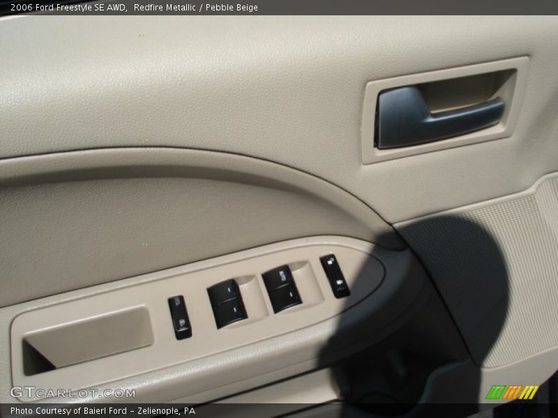 Redfire Metallic / Pebble Beige 2006 Ford Freestyle SE AWD
