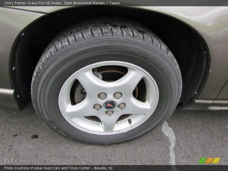 Dark Bronzemist Metallic / Taupe 2001 Pontiac Grand Prix SE Sedan