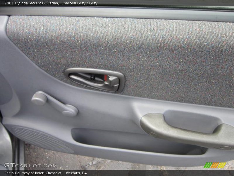 Charcoal Gray / Gray 2001 Hyundai Accent GL Sedan