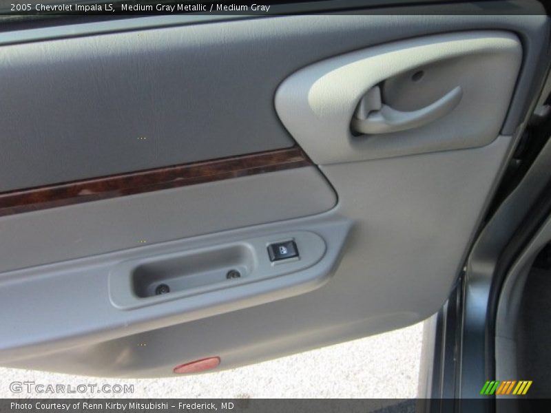 Medium Gray Metallic / Medium Gray 2005 Chevrolet Impala LS