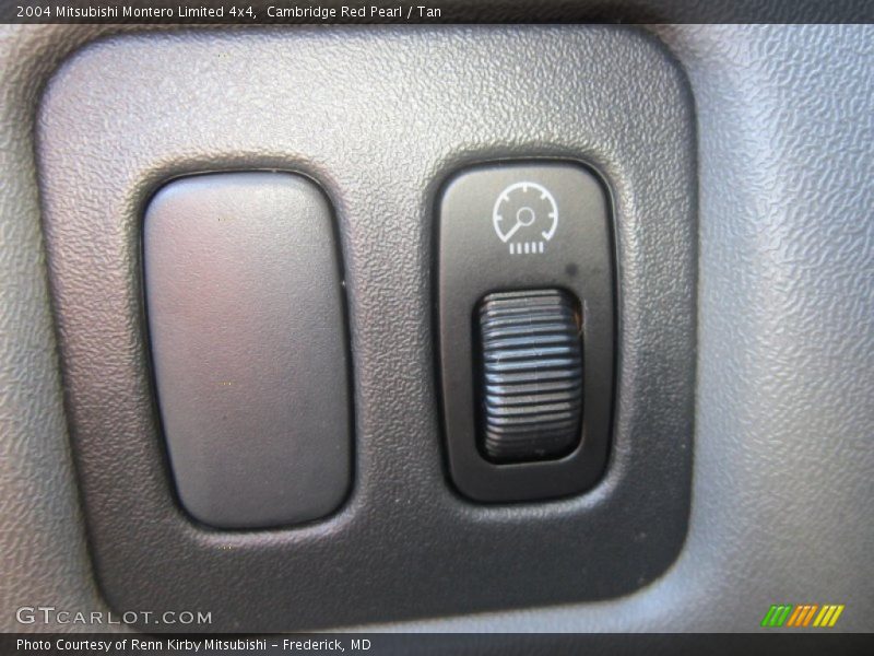 Cambridge Red Pearl / Tan 2004 Mitsubishi Montero Limited 4x4