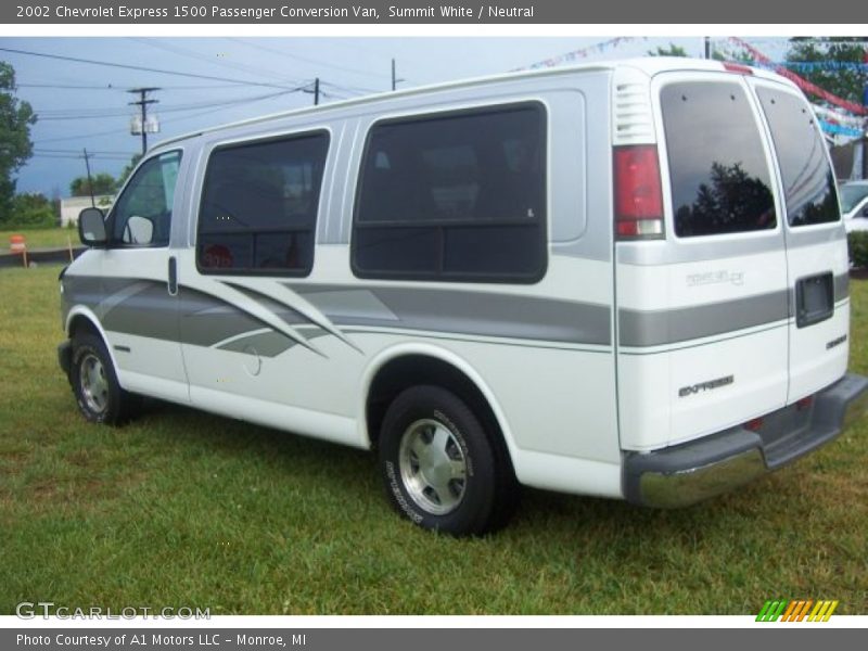 Summit White / Neutral 2002 Chevrolet Express 1500 Passenger Conversion Van