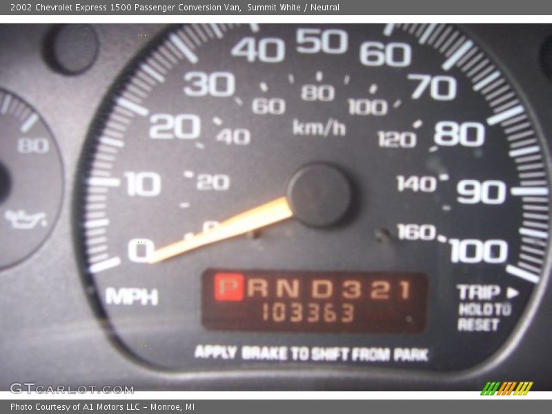 Summit White / Neutral 2002 Chevrolet Express 1500 Passenger Conversion Van