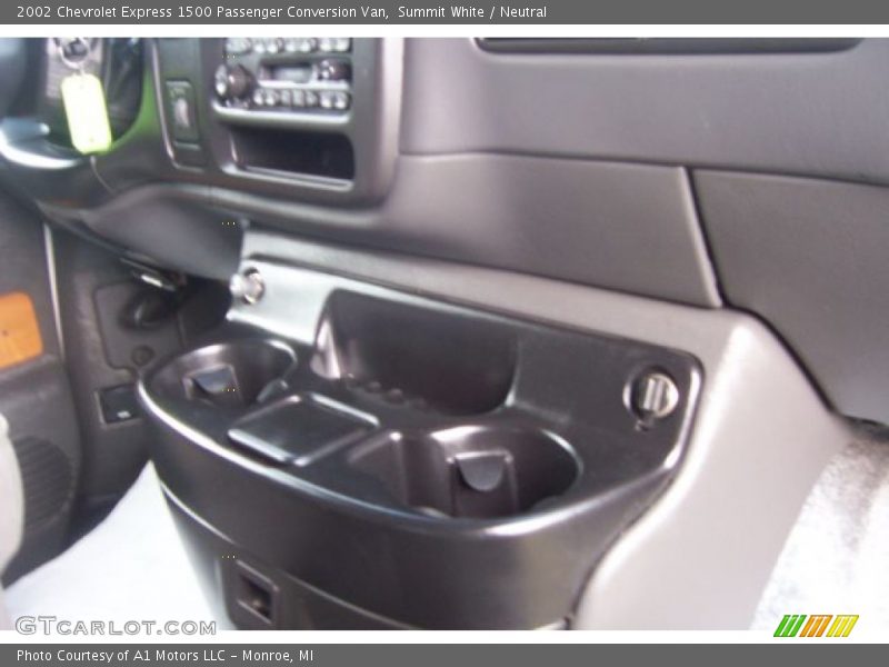 Summit White / Neutral 2002 Chevrolet Express 1500 Passenger Conversion Van