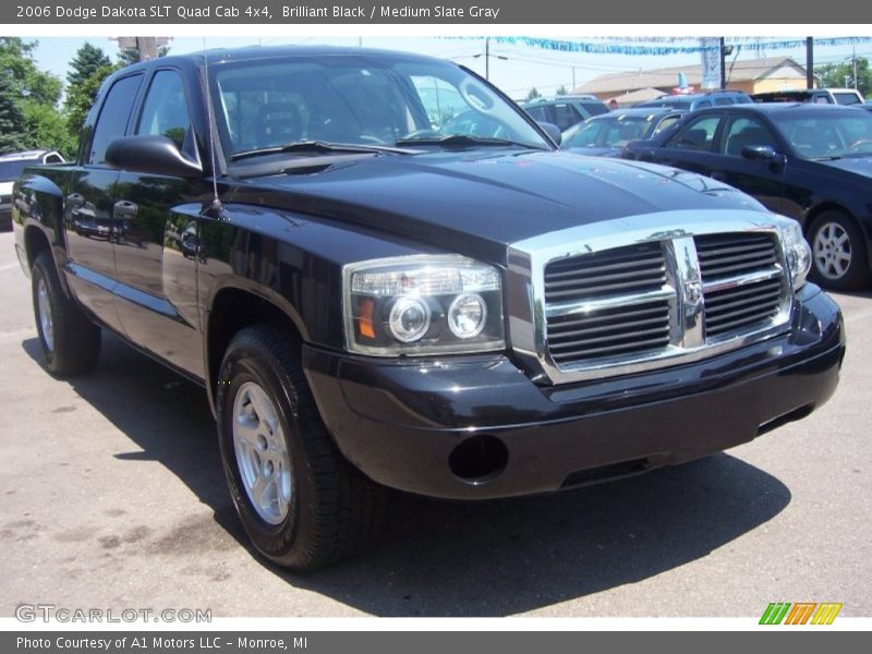Brilliant Black / Medium Slate Gray 2006 Dodge Dakota SLT Quad Cab 4x4