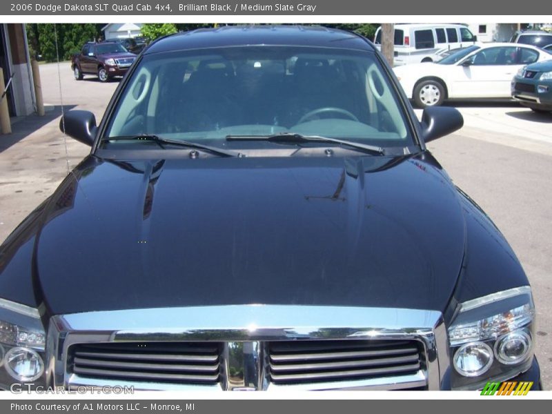 Brilliant Black / Medium Slate Gray 2006 Dodge Dakota SLT Quad Cab 4x4