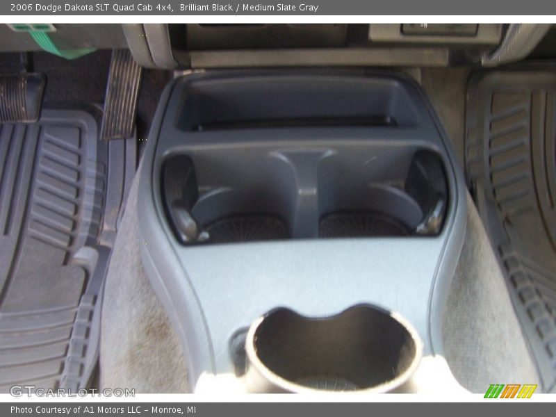 Brilliant Black / Medium Slate Gray 2006 Dodge Dakota SLT Quad Cab 4x4