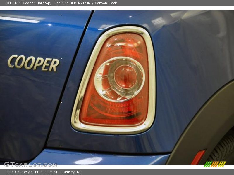 Lightning Blue Metallic / Carbon Black 2012 Mini Cooper Hardtop