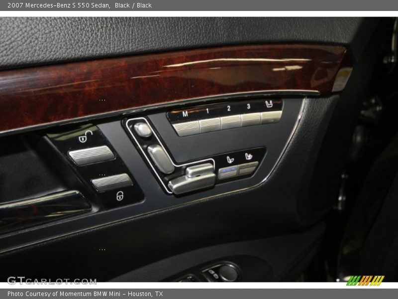 Black / Black 2007 Mercedes-Benz S 550 Sedan