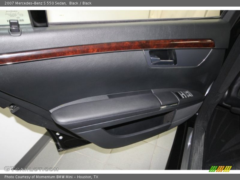 Black / Black 2007 Mercedes-Benz S 550 Sedan