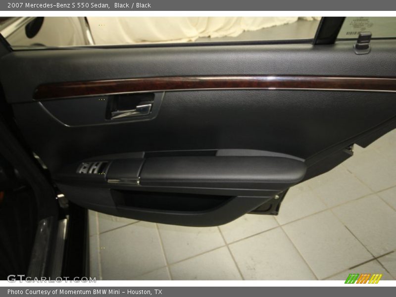 Black / Black 2007 Mercedes-Benz S 550 Sedan
