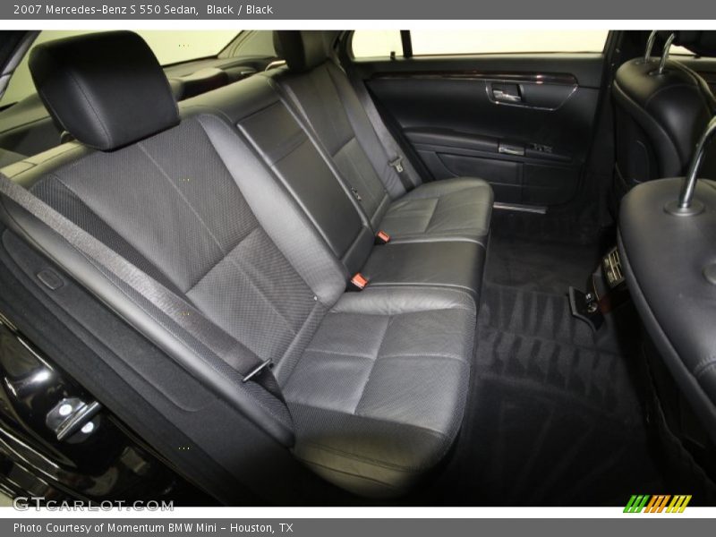 Black / Black 2007 Mercedes-Benz S 550 Sedan