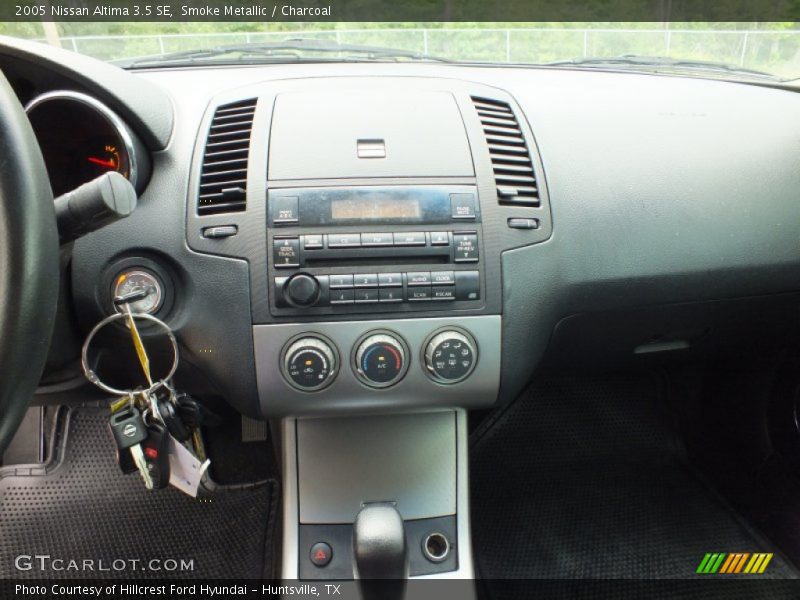 Smoke Metallic / Charcoal 2005 Nissan Altima 3.5 SE