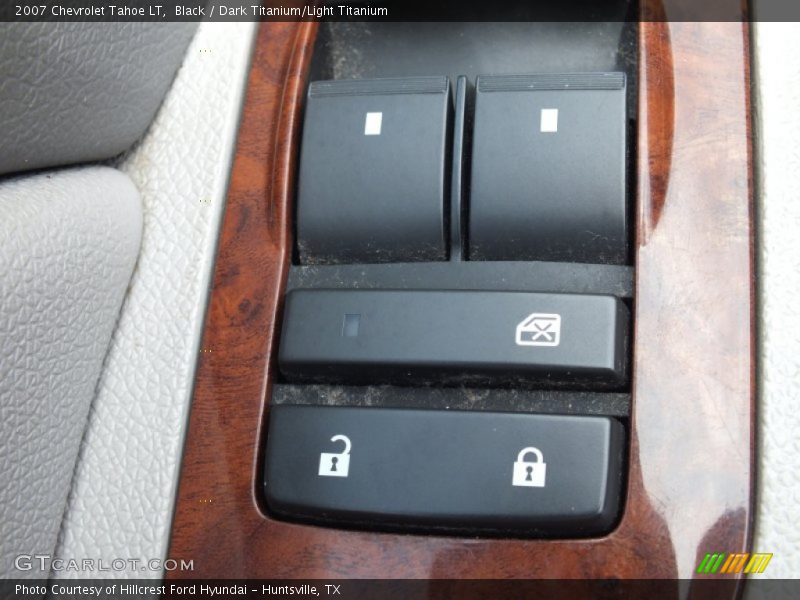 Black / Dark Titanium/Light Titanium 2007 Chevrolet Tahoe LT