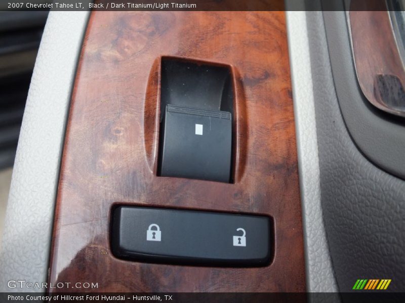 Black / Dark Titanium/Light Titanium 2007 Chevrolet Tahoe LT