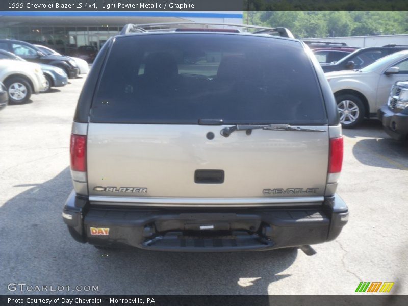 Light Pewter Metallic / Graphite 1999 Chevrolet Blazer LS 4x4