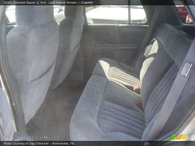 Light Pewter Metallic / Graphite 1999 Chevrolet Blazer LS 4x4