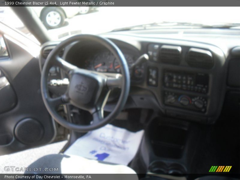 Light Pewter Metallic / Graphite 1999 Chevrolet Blazer LS 4x4