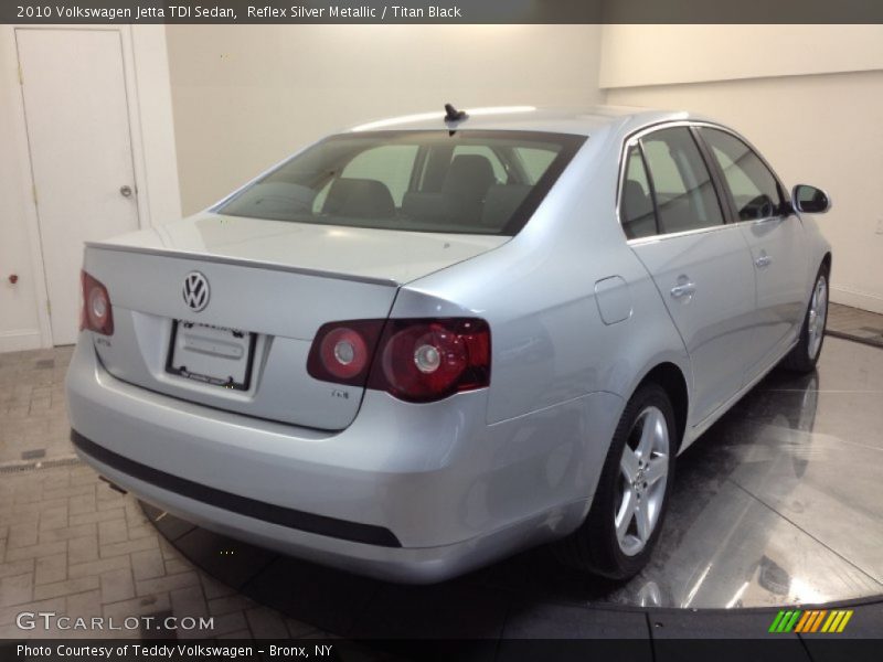 Reflex Silver Metallic / Titan Black 2010 Volkswagen Jetta TDI Sedan