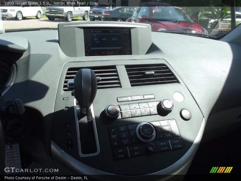 Nordic White Pearl / Gray 2009 Nissan Quest 3.5 SL