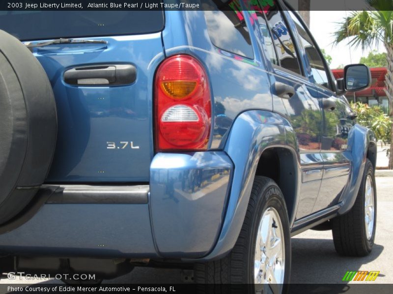 Atlantic Blue Pearl / Light Taupe/Taupe 2003 Jeep Liberty Limited