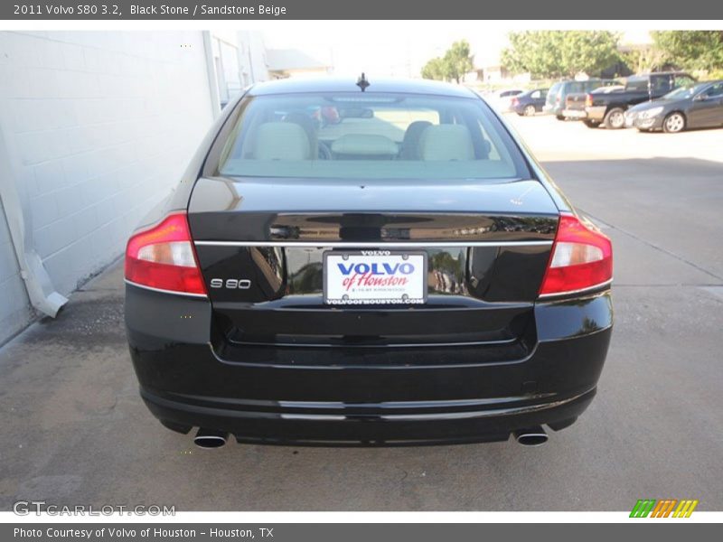 Black Stone / Sandstone Beige 2011 Volvo S80 3.2