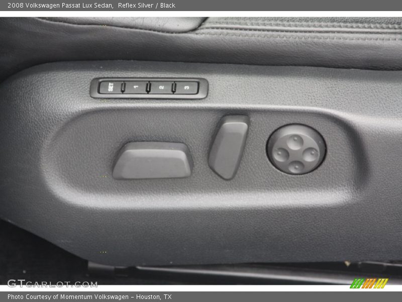 Reflex Silver / Black 2008 Volkswagen Passat Lux Sedan