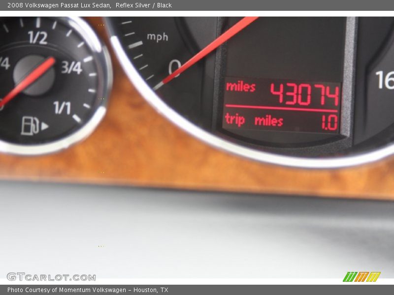 Reflex Silver / Black 2008 Volkswagen Passat Lux Sedan