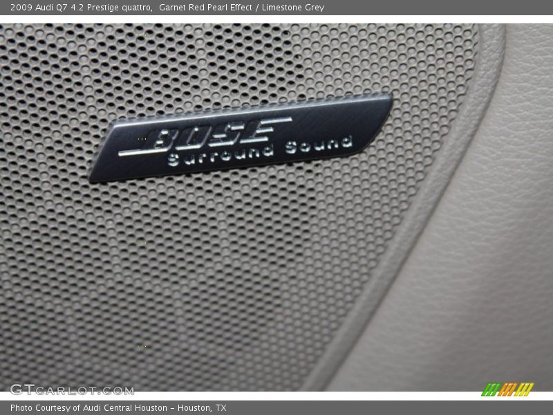 Garnet Red Pearl Effect / Limestone Grey 2009 Audi Q7 4.2 Prestige quattro