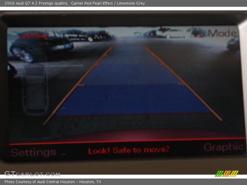 Garnet Red Pearl Effect / Limestone Grey 2009 Audi Q7 4.2 Prestige quattro