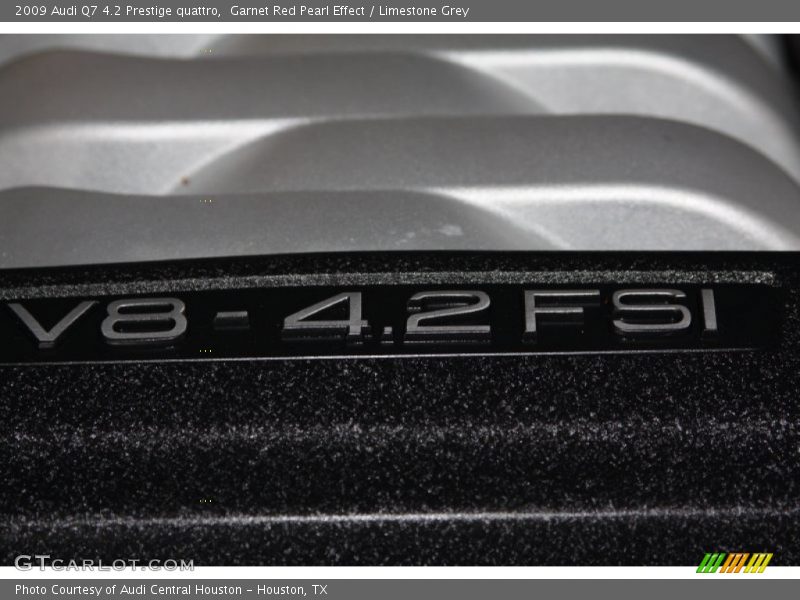Garnet Red Pearl Effect / Limestone Grey 2009 Audi Q7 4.2 Prestige quattro