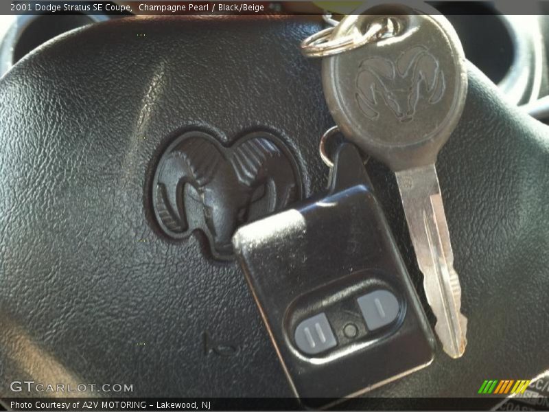 Keys of 2001 Stratus SE Coupe