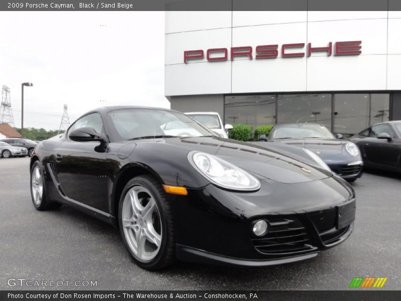 Front 3/4 View of 2009 Cayman 