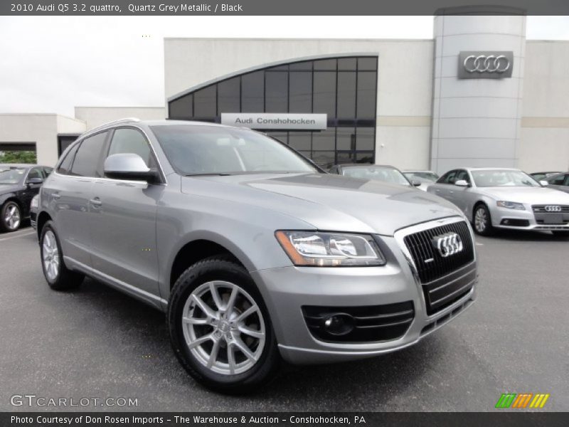 Quartz Grey Metallic / Black 2010 Audi Q5 3.2 quattro