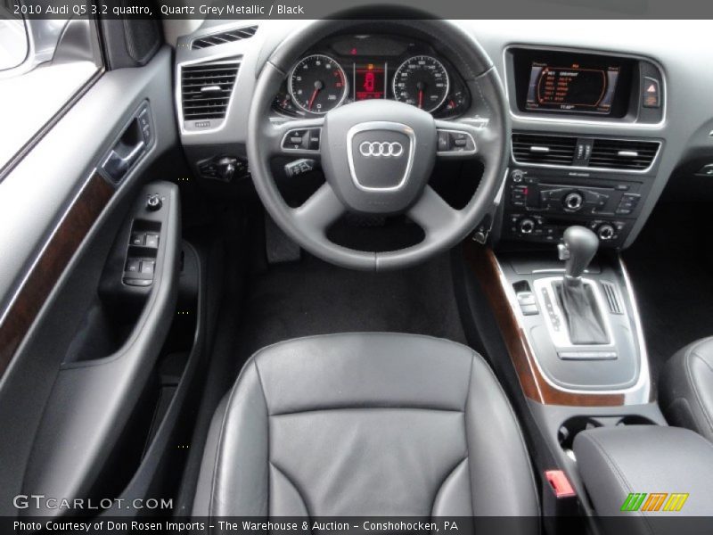 Quartz Grey Metallic / Black 2010 Audi Q5 3.2 quattro