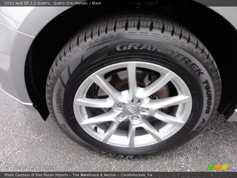 Quartz Grey Metallic / Black 2010 Audi Q5 3.2 quattro