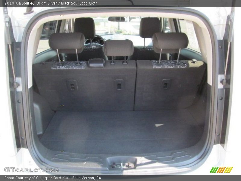 Bright Silver / Black Soul Logo Cloth 2010 Kia Soul +