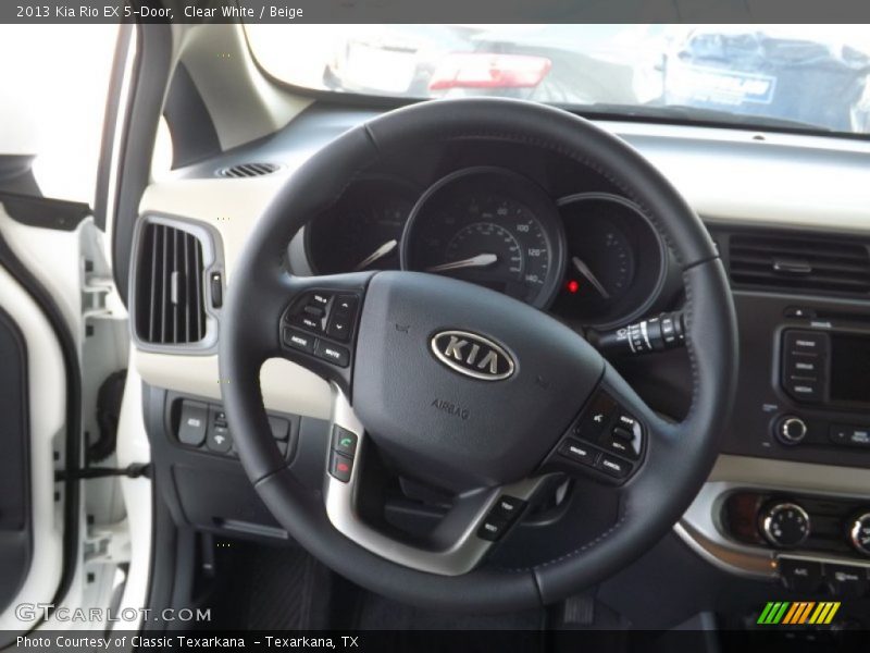 Clear White / Beige 2013 Kia Rio EX 5-Door