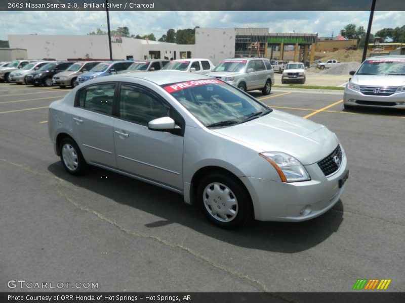 Brilliant Silver / Charcoal 2009 Nissan Sentra 2.0