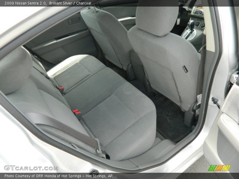 Brilliant Silver / Charcoal 2009 Nissan Sentra 2.0