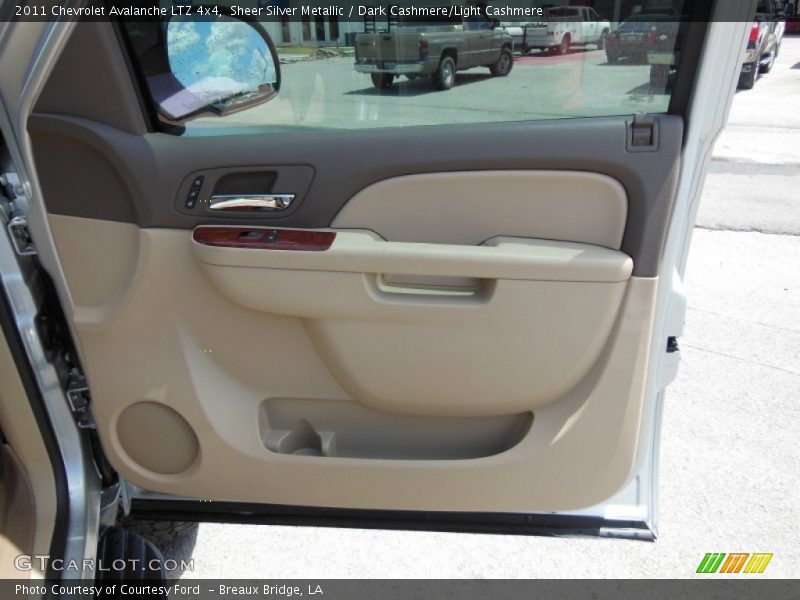 Sheer Silver Metallic / Dark Cashmere/Light Cashmere 2011 Chevrolet Avalanche LTZ 4x4