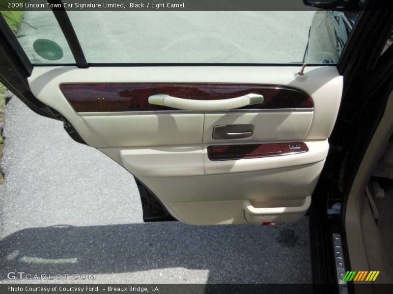 Black / Light Camel 2008 Lincoln Town Car Signature Limited