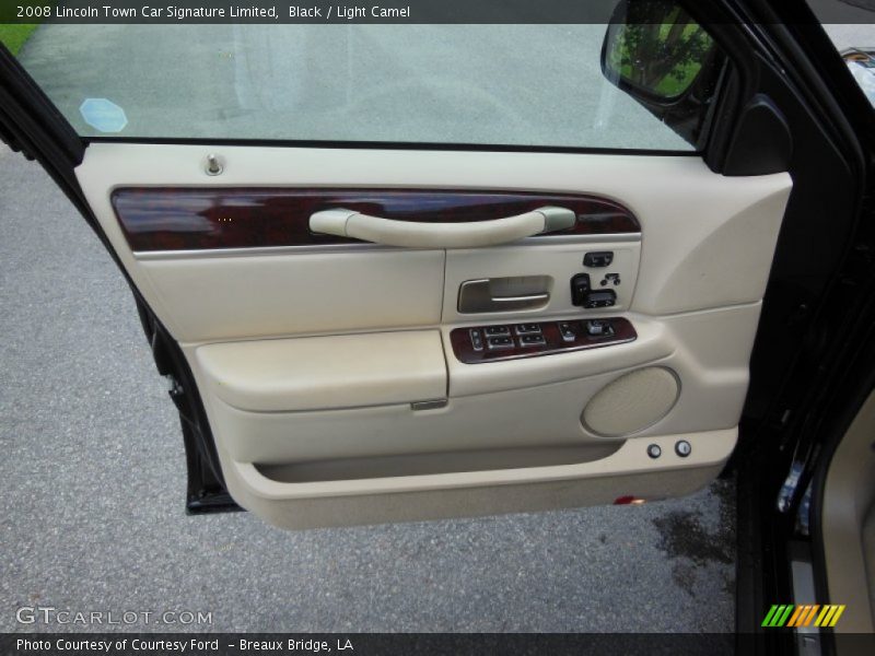 Black / Light Camel 2008 Lincoln Town Car Signature Limited