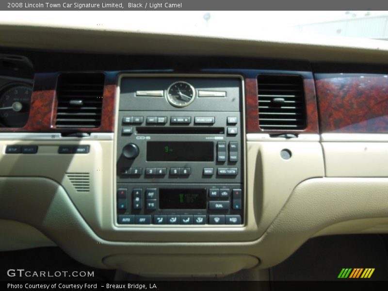 Black / Light Camel 2008 Lincoln Town Car Signature Limited