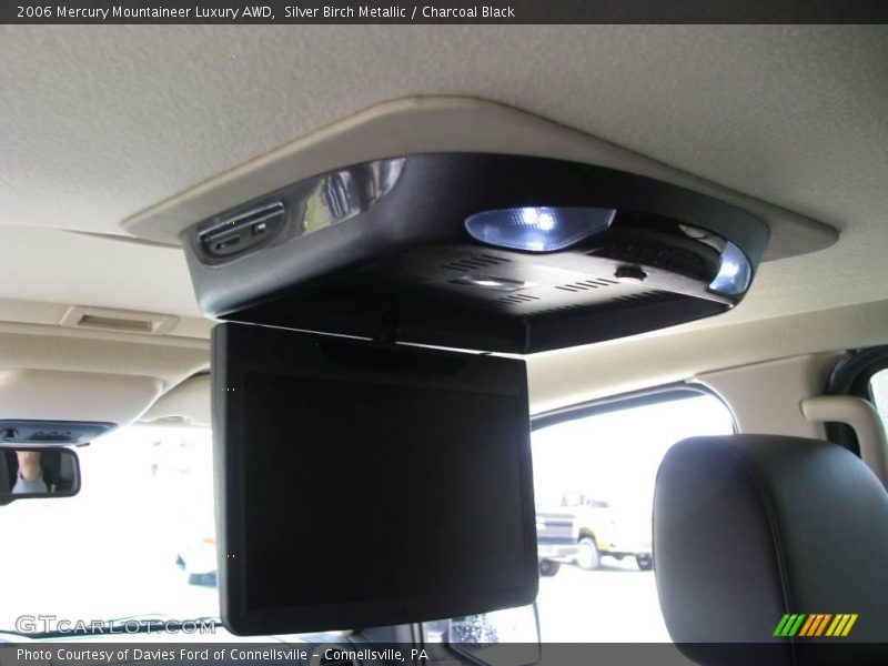 Silver Birch Metallic / Charcoal Black 2006 Mercury Mountaineer Luxury AWD