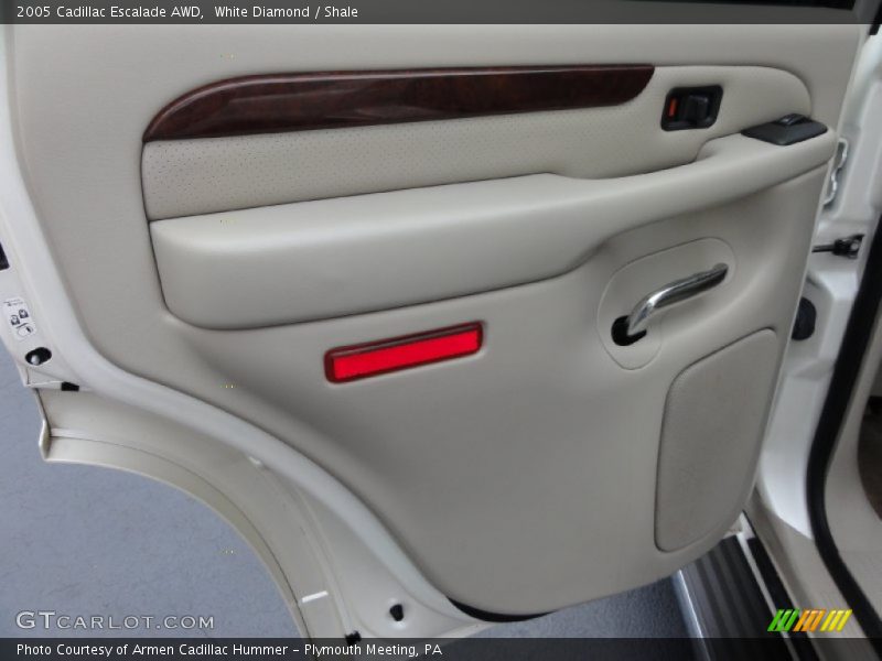 White Diamond / Shale 2005 Cadillac Escalade AWD