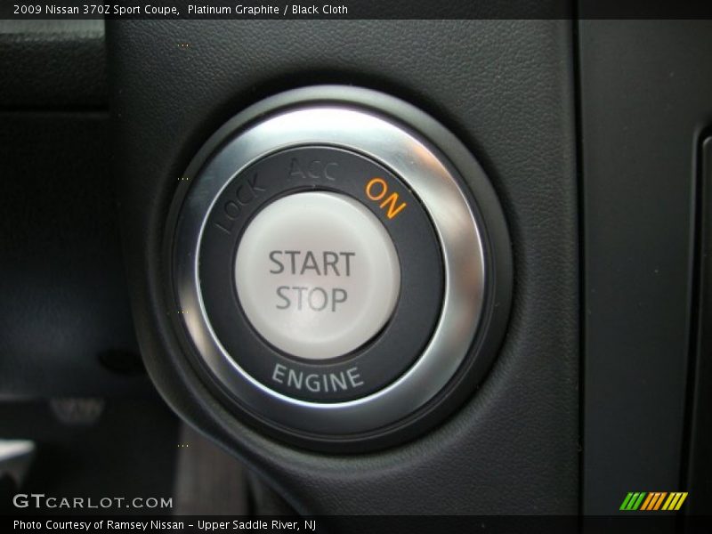 Controls of 2009 370Z Sport Coupe