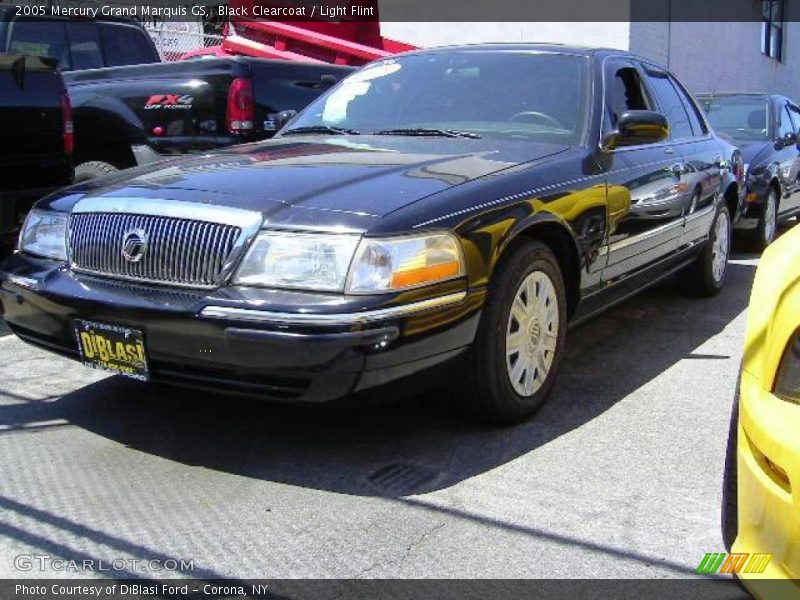 Black Clearcoat / Light Flint 2005 Mercury Grand Marquis GS