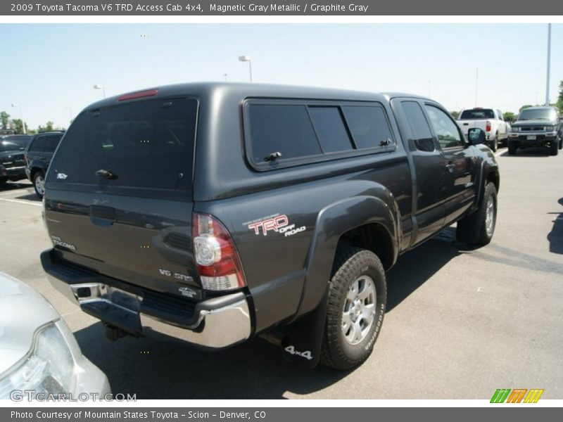 Magnetic Gray Metallic / Graphite Gray 2009 Toyota Tacoma V6 TRD Access Cab 4x4